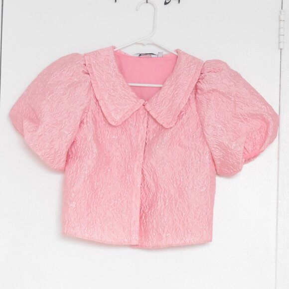 Textured Ruffle-Collar Puff-Sleeve Top - Picture 2 of 6